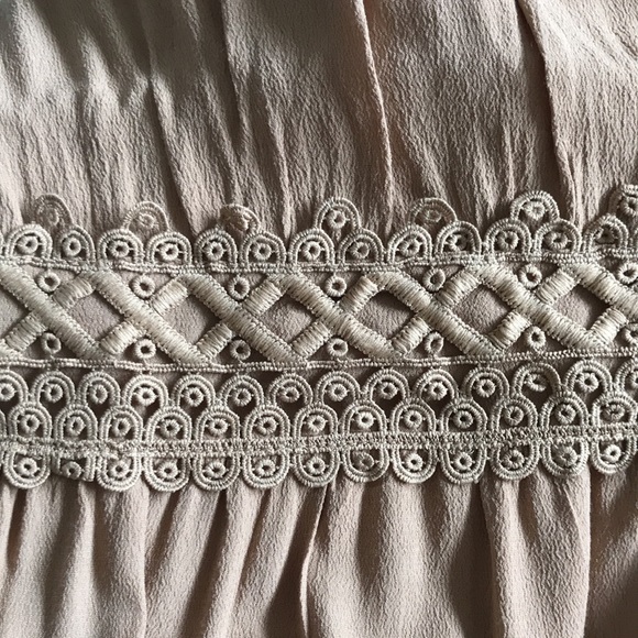 Cafe au lait dress size M fits 8/10.🤎Make me an offer 🤎 - Picture 8 of 8